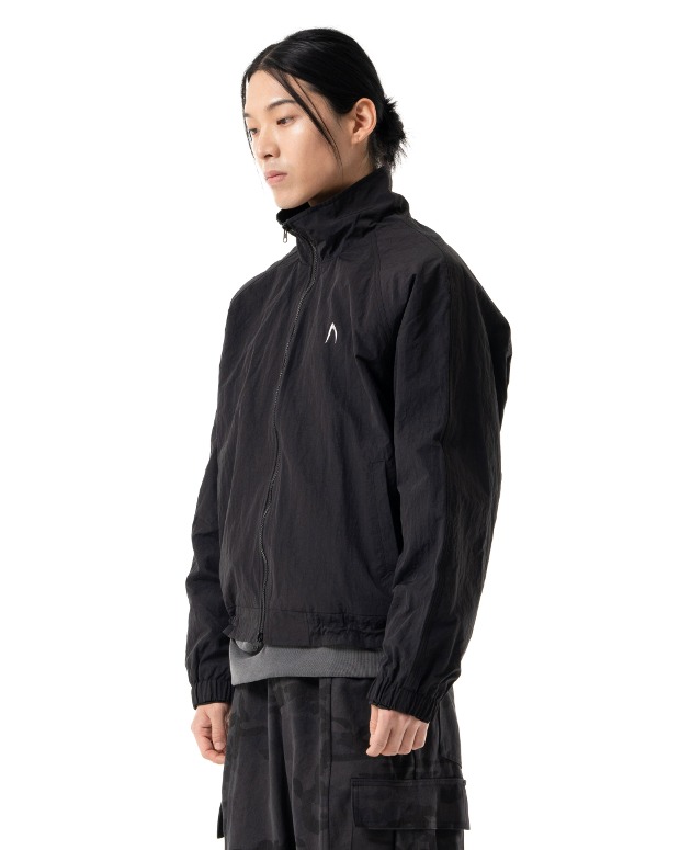 아캄 Nylon Line Jacket (Black)