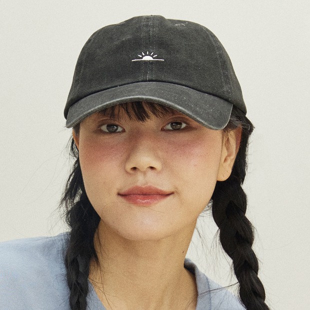 캐피디자인 SUNRISE VINTAGE BALL CAP (CHARCOAL)
